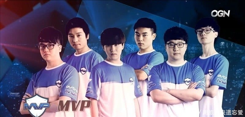 下了浓墨重 下了浓墨重