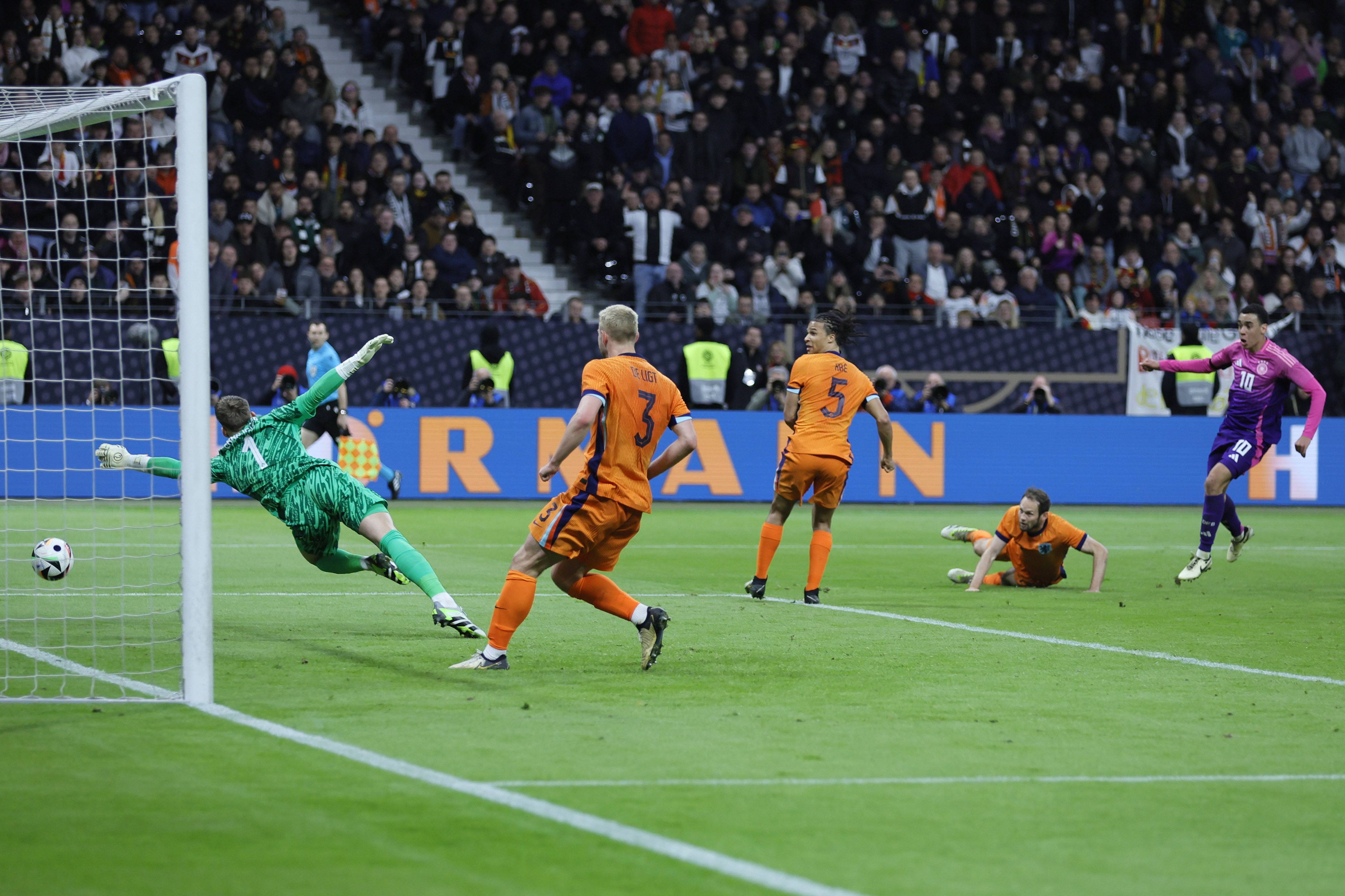 联赛五轮不 联赛五轮不