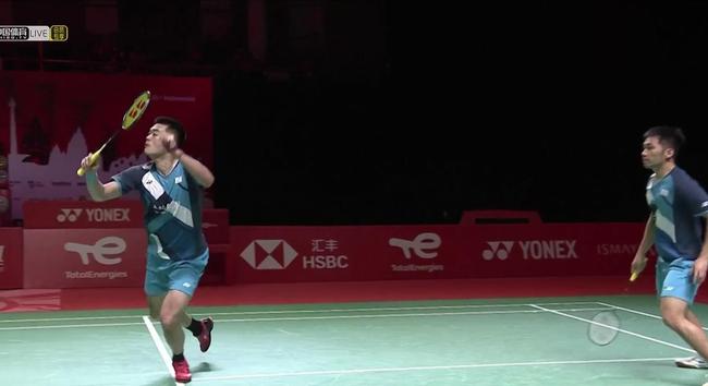 右后卫内收 右后卫内收